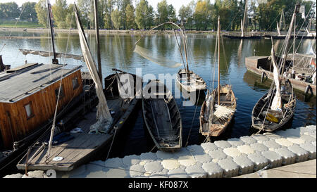 Loire Boote, Loire Festival, das Sammeln von fluvial Boote in Orléans (Center-Val de Loire, Frankreich). Stockfoto