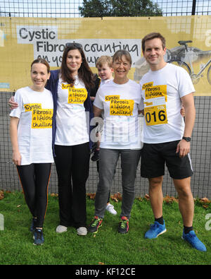 Dulwich Park Fun Run in Unterstützung der Zystischen Fibrose mit einem 10 k, 5k und 1k Spaß rennen mit: Charlotte Ritchie, Jack Ashton, Helen George, Jenny Agutter, Wo: London, Vereinigtes Königreich, wenn: 23 Sep 2017 Credit: WENN.com Stockfoto