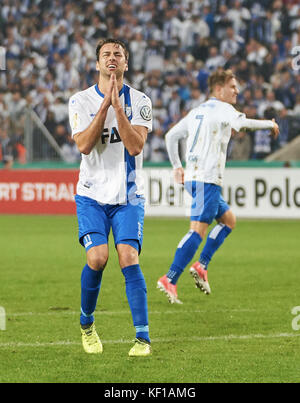 Magdeburg, Deutschland. 24 Okt, 2017. dfb-pokal Fußball Match, Magdeburg, Oktober 24, 2017 Christian Beck, MD 11 betet, traurig, enttäuscht, 1.FC Magdeburg - Borussia Dortmund 0-5 dfb-pokal Fußball Match in Magdeburg, 22. Oktober 2017, Saison 2017/2018 Quelle: Peter Schatz/alamy leben Nachrichten Stockfoto