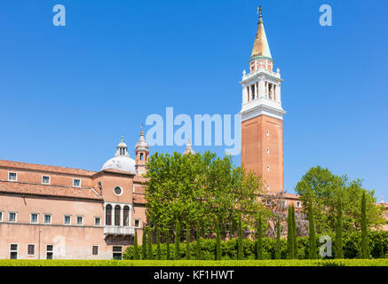 Venedig Italien Venedig der Campanile der Kirche von San Giorgio Maggiore Insel San Giorgio Maggiore Lagune von Venedig Italien Stockfoto