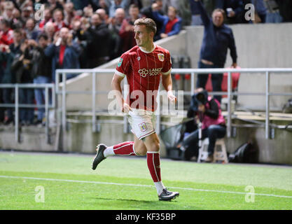 Joe Bryan von Bristol City feiert das dritte Tor seiner Spielmannschaft während des Carabao Cup-Spiels in der vierten Runde im Ashton Gate, Bristol. Stockfoto