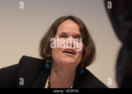 Frankfurt am Main, Deutschland. 12 Okt, 2017. zsofia Ban, ungarischer Schriftsteller, auf der Frankfurter Buchmesse/Buchmesse Frankfurt 2017 Stockfoto