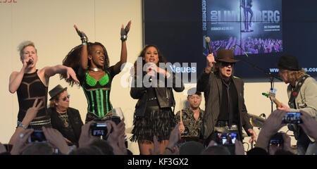 Frankfurt, Deutschland. Oktober 2017. Udo Lindenberg spielt ein Live-Konzert auf der Frankfurter Buchmesse / Buchmesse Frankfurt 2017, um sein Bild zu bewerben Stockfoto