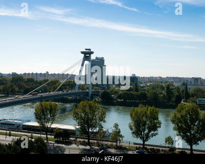 UFO Bar Restaurant, Bratislava Neue Brücke, Bratislava, Slowakei. Stockfoto