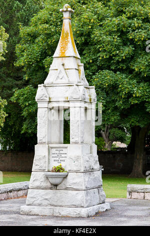 Brunnen im Dorf Ballater Aberdeenshire Scotland Stockfoto