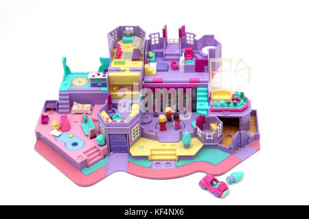 Vintage Spielzeug 90er Polly Pocket Aufleuchten magische Mansion und Auto Stockfoto