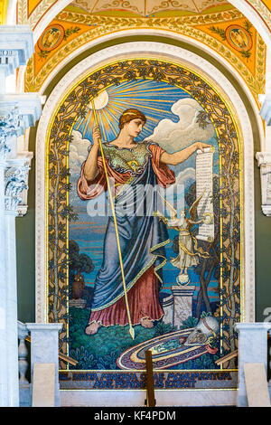 Bibliothek des Kongresses, Washington, DC., Thomas Jefferson Gebäude. Minerva, Göttin, Hüter der Zivilisation. Mosaik von Elihu Vedder. Stockfoto