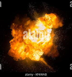 Realistische feurigen Explosion mit Funken über einen schwarzen Hintergrund. fireball Detonation Stockfoto