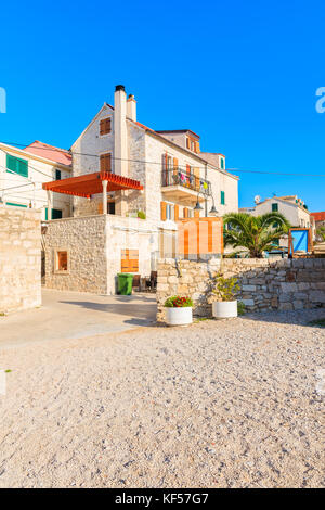 Typische Häuser aus Stein in Dubrovnik Altstadt, Dalmatien, Kroatien Stockfoto