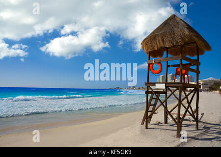 Cancun forum Beach Playa gaviota Azul in Mexiko im Hotel Zone Stockfoto