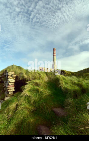 Die Levante Zinnmine Motor Häuser und bleibt in botallack der Lizard Halbinsel im West Cornwall in der Nähe von Lands End an der Nordküste. Stockfoto