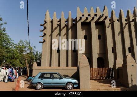 MALI Mopti, der Großen Moschee, ein Irdenes Struktur in der traditionellen Sudanesischen Stil zwischen 1936 und 1943 erbaut, ist häufig die Moschee von Komoguel genannt. rebuild von Aga Khan Foundation, UNESCO Welterbe/Grosse Moschee aus Lehm ist UNESCO Weltkulturerbe Stockfoto