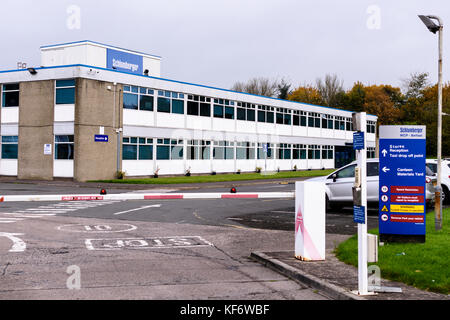 Newtownabbey, Nordirland. 26/10/2017 - Der weltweit größte Oilfield Services Firma Sclumberger verkündet die Schließung ihrer Belfast Anlage mit den Verlust von 205 Arbeitsplätzen unter einer rückläufigen Nachfrage withgin der Öl- und Gasindustrie. Stockfoto