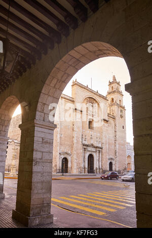 Merida city arcade Bögen von Yucatan in Mexiko Stockfoto