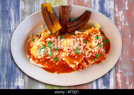 Motulenos Eier Frühstück von Mexiko in Riviera Maya Stockfoto