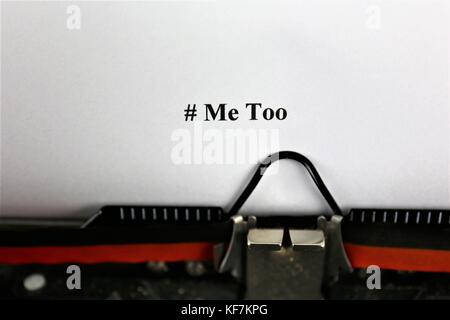 Ein Konzept Bild einer alten Schreibmaschine mit dem METOO Stockfoto