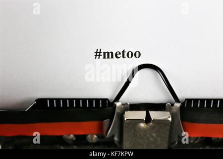 Ein Konzept Bild einer alten Schreibmaschine mit dem METOO Stockfoto