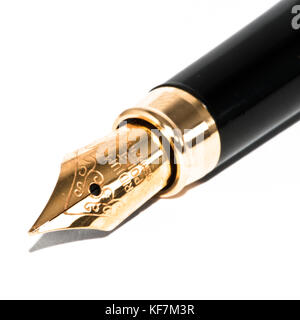 Eine Nahaufnahme der nib eines Füllfederhalters. Stockfoto