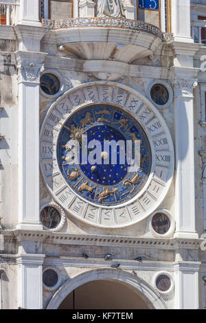 Venedig Italien Venedig St Mark's Clocktower Torre dell'Orologio eine Renaissance Tower mit einer mechanischen Uhr Piazza San Marco Venedig Italien EU Europa Stockfoto