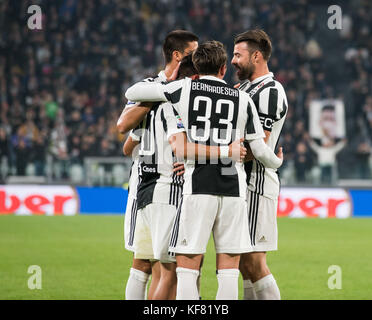 Turin, Italien. 25 Okt, 2017. juventus und Paulo dybala während des Spiels feiert FC Juventus vs Spal 2013 Credit: Alberto gandolfo/Pacific Press/alamy leben Nachrichten Stockfoto