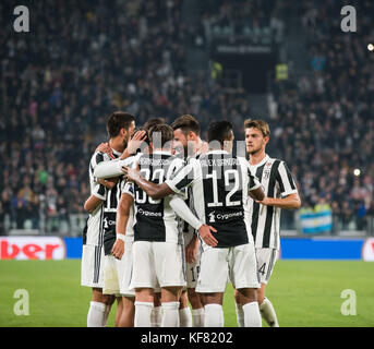 Turin, Italien. 25 Okt, 2017. juventus und Paulo dybala während des Spiels feiert FC Juventus vs Spal 2013 Credit: Alberto gandolfo/Pacific Press/alamy leben Nachrichten Stockfoto