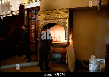 Thessaloniki, Griechenland. 26 Okt, 2017. Feier des Heiligen Dimitrios in Thessaloniki. Hl. Dimitrios (Agios Dimitrios in Griechisch) ist der Schutzpatron der Stadt Thessaloniki. Credit: achilleas chiras/Pacific Press/alamy leben Nachrichten Stockfoto