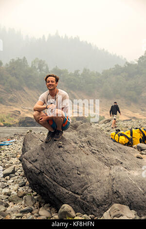 Usa, Oregon, wild und Scenic Rogue River in den Medford Bezirk, Camping Campingplatz am Horseshoe Bend Stockfoto