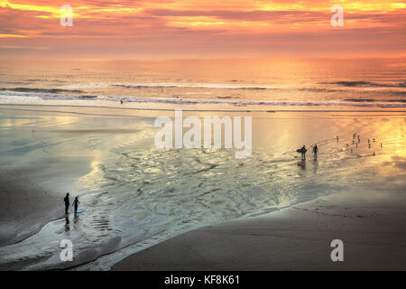 USA, Oregon, Indian Beach. Vom Ecola State Park führt euch ein 3 km langer Weg zu den atemberaubenden Ausblicken und Sandstränden von Indian Beach Stockfoto