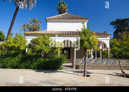 Sevilla, Spanien - November 18,2016: Real Alcazar in Sevilla. Gärten des Alcazar von Sevilla ist ein königlicher Palast in Sevilla, Spanien, ursprünglich von entwickelt Stockfoto