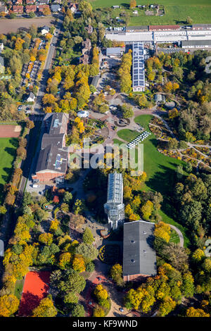 Maximilian Park. Park, Maxi Park, ehemalige staatliche Gartenschau Maximilian Hamm mit Glaselefanten, Maxi Park mit Maxi Elephant und Maschinenhaus, Hammer East, Stockfoto