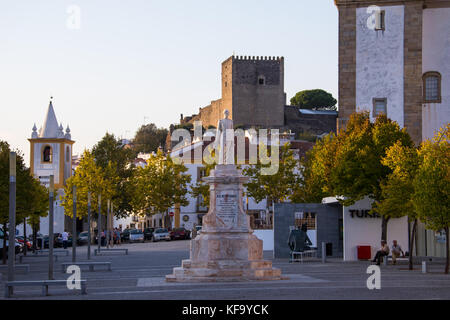 Dom Pedro V Statue, Castelo de Vide, Portugal Stockfoto