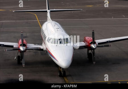 Eine östliche Airways BAE Jetstream 32 auf dem Vorfeld geparkt Stockfoto