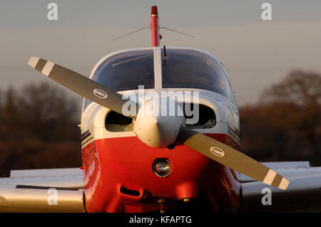 Eine Piper PA -28-161 Cadet geparkt Stockfoto