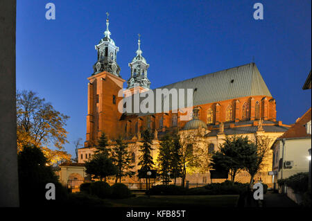 Gotische Bazylika Archikatedralna Wniebowziecia Najswietszej Marii panny ich sw Wojciecha ((die Kathedrale Basilika der Himmelfahrt der Jungfrau Maria Stockfoto