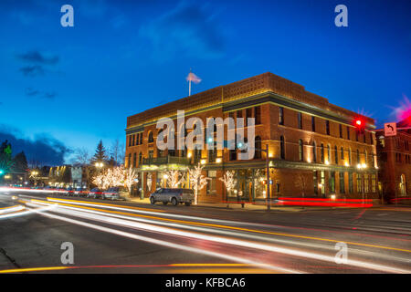 Usa, Colorado, Aspen, äußere Aufnahme der Jerome Hotel bei Dämmerung, Main Street Stockfoto