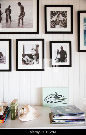 Jamaika Oracabessa. Die Lobby mit Fotos von Ian Fleming und James Bond Goldeneye Hotel und Resort. Stockfoto