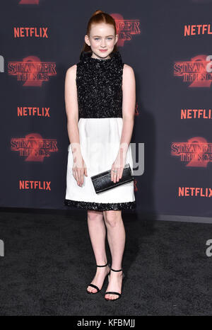 Westwood, Kalifornien, USA. Oktober 2017. Sadie Sink kommt zur Netflix „Stranger Things“ 2 Premiere im Village Theater. Quelle: Lisa O'Connor/ZUMA Wire/Alamy Live News Stockfoto