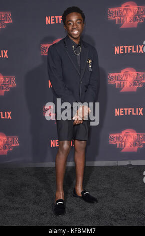 Westwood, Kalifornien, USA. Oktober 2017. Caleb McLaughlin kommt für die Netflix „Stranger Things“ 2 Premiere im Village Theater an. Quelle: Lisa O'Connor/ZUMA Wire/Alamy Live News Stockfoto