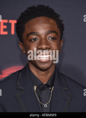 Westwood, Kalifornien, USA. Oktober 2017. Caleb McLaughlin kommt für die Netflix „Stranger Things“ 2 Premiere im Village Theater an. Quelle: Lisa O'Connor/ZUMA Wire/Alamy Live News Stockfoto