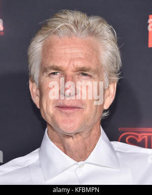 Westwood, Kalifornien, USA. Oktober 2017. Matthew Modine kommt zur Netflix-Premiere „Stranger Things“ 2 im Village Theater. Quelle: Lisa O'Connor/ZUMA Wire/Alamy Live News Stockfoto