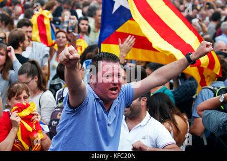 Barcelona, Spanien. 27. Oktober, 2017. katalanische Republik Verkündigung, in Barcelona, am 27. Oktober 2017. Credit: gtres información más comuniación auf Linie, s l/alamy leben Nachrichten Stockfoto