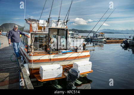 Usa, Alaska, Ketchikan, die wichtigsten Führer und Fischer den Boot bereitet sich für eine Reise zu den behm Canal in der Nähe von Clarence straight, knudsen Bucht entlang der Tonne Stockfoto