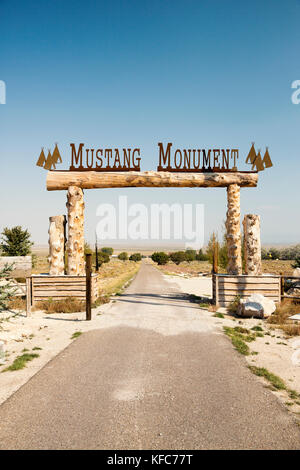 Usa, Nevada, Brunnen, das Tor zum Mustang Monument, einer nachhaltigen Luxus Eco Resort und für wilde Pferde erhalten, Amerikas speichern muss Stockfoto