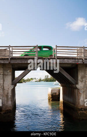 BERMUDA. Somerset Bridge. Der weltweit kleinste Zugbrücke anschließen Somerset Island mit dem Festland. Stockfoto