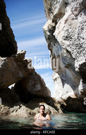 EXUMA, Bahamas. Schnorcheln und erkunden und in den Thunderball Grotte. Stockfoto