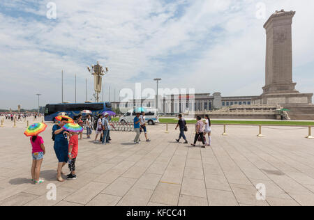 Denkmal für die Helden des Volkes von Beijing im Zentrum von Beijing, China. Stockfoto