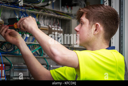 Lehrling Ingenieure in der Industrie Stockfoto