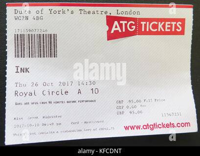 Ticket für Duke of York's Theatre Royal Circle in Londons West End. Preis £ 95 im Jahr 2017. Matinee der Tinte. Stockfoto