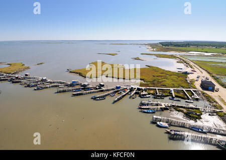 Luftaufnahme des Palafitte Fischerhafen von Carrasqueira. Alentejo, Portugal Stockfoto