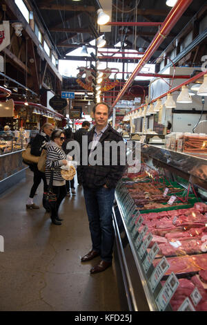 Kanada, Vancouver, British Columbia, Portrait von Eric pateman Eigentümer von essbaren Kanada Restaurant im Granville Island Public Market Stockfoto